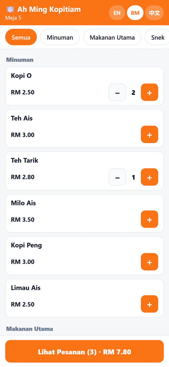 Pelanggan memesan dengan telefon selepas mengimbas QR meja